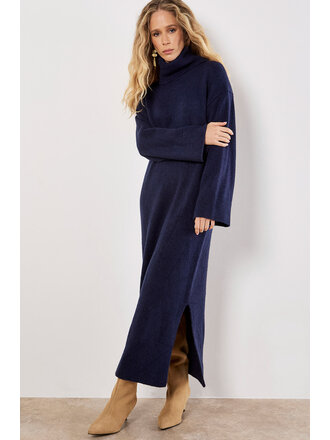 Apricot Navy Maxi Knit Dress