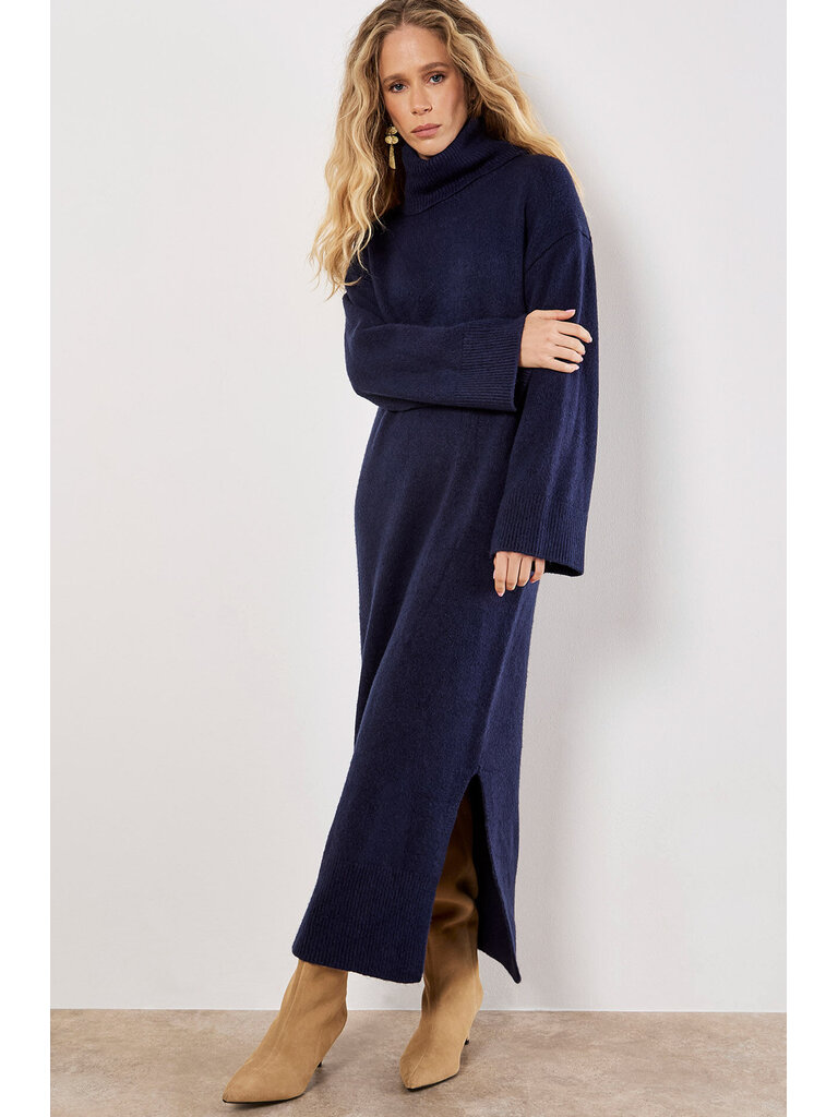 Apricot Navy Maxi Knit Dress
