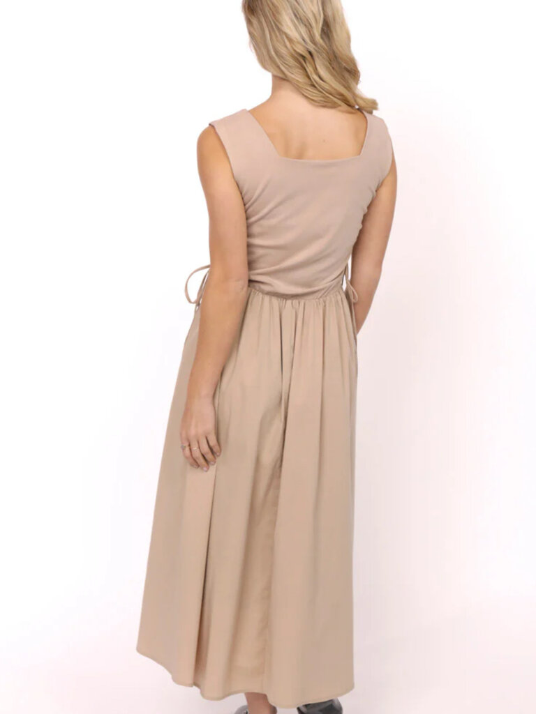 Sadie & Sage Mix Fabric Ruched Midi