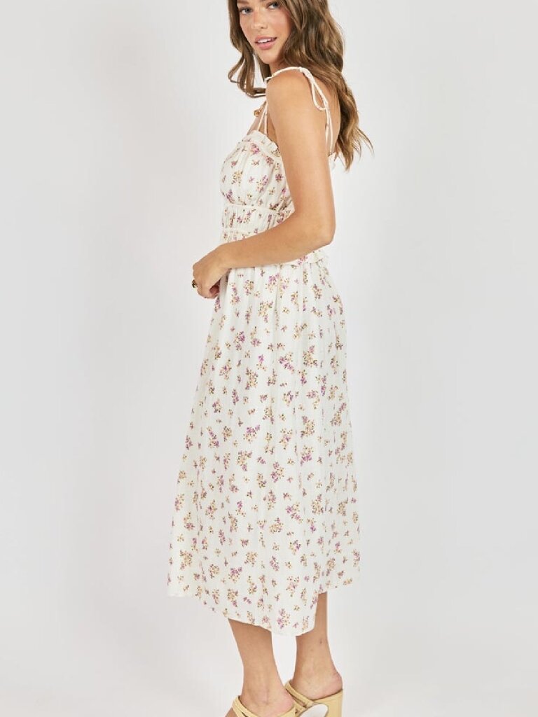 Sadie & Sage Sweetheart Bouquet Midi
