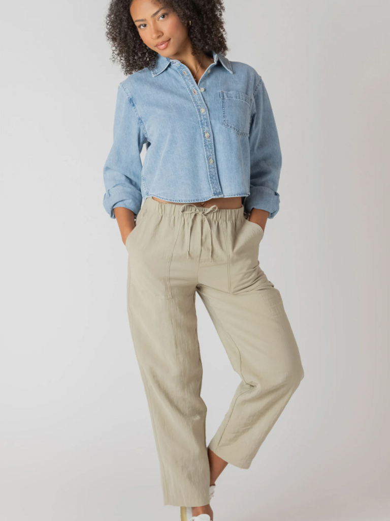 Room34 Crop Chambray Blouse