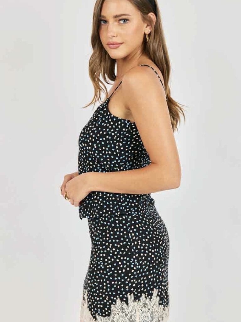 Sadie & Sage Pebble Tank