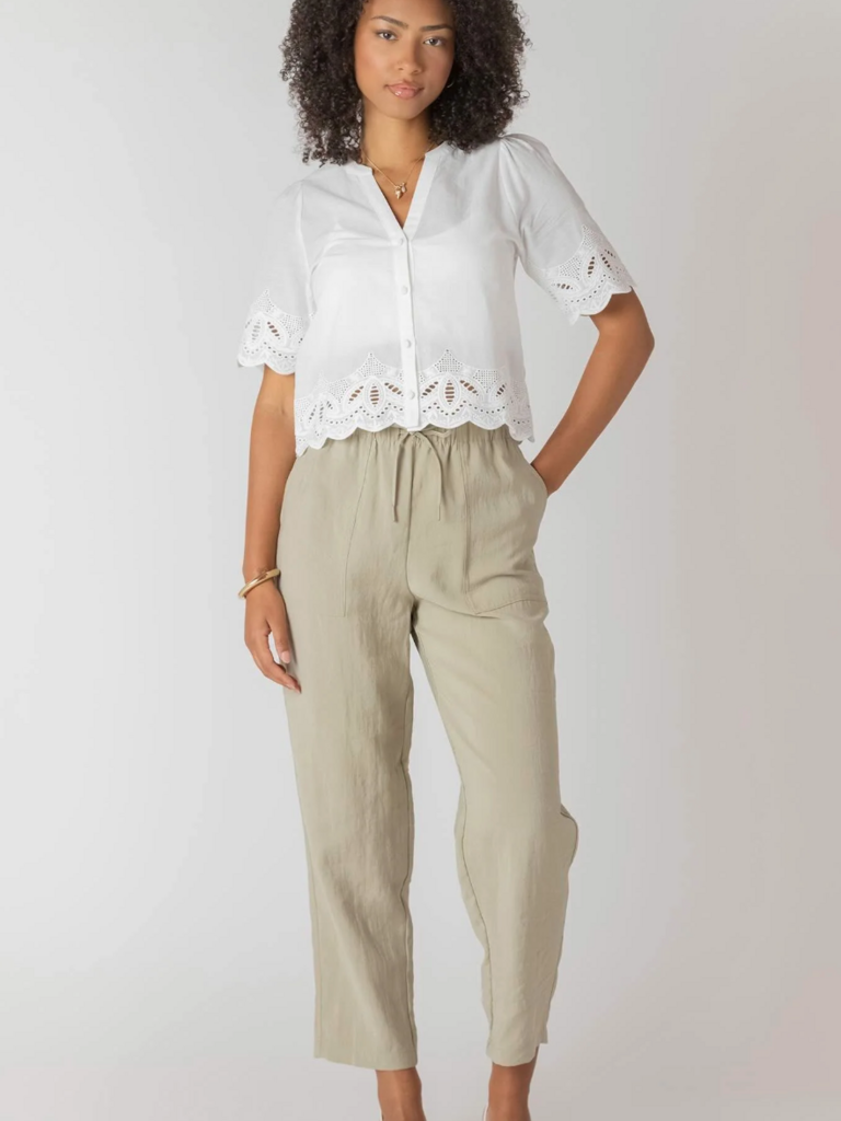 Room34 White Embroider Blouse