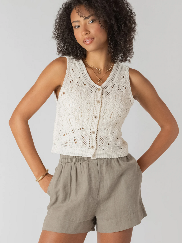 Room34 Crochet Cream Vest