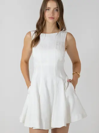 Dex Simple White Mini