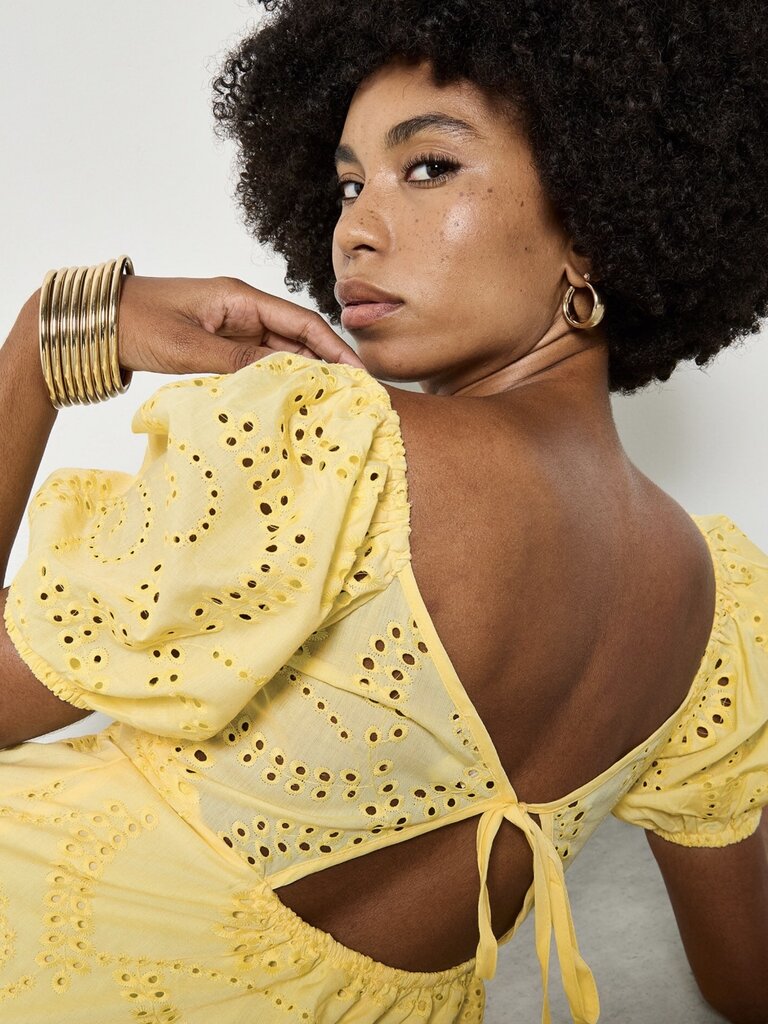 Apricot Yellow Eyelet Mini