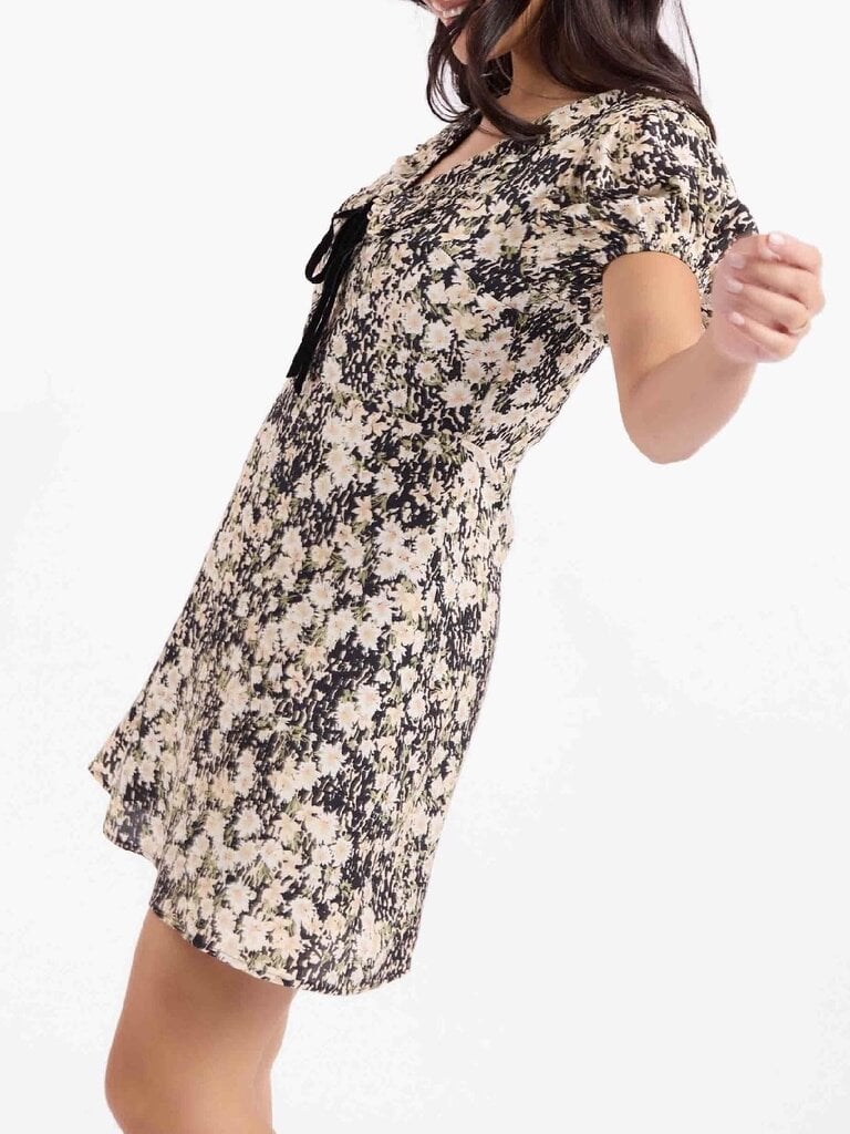 Sadie & Sage Peach Green Floral Mini