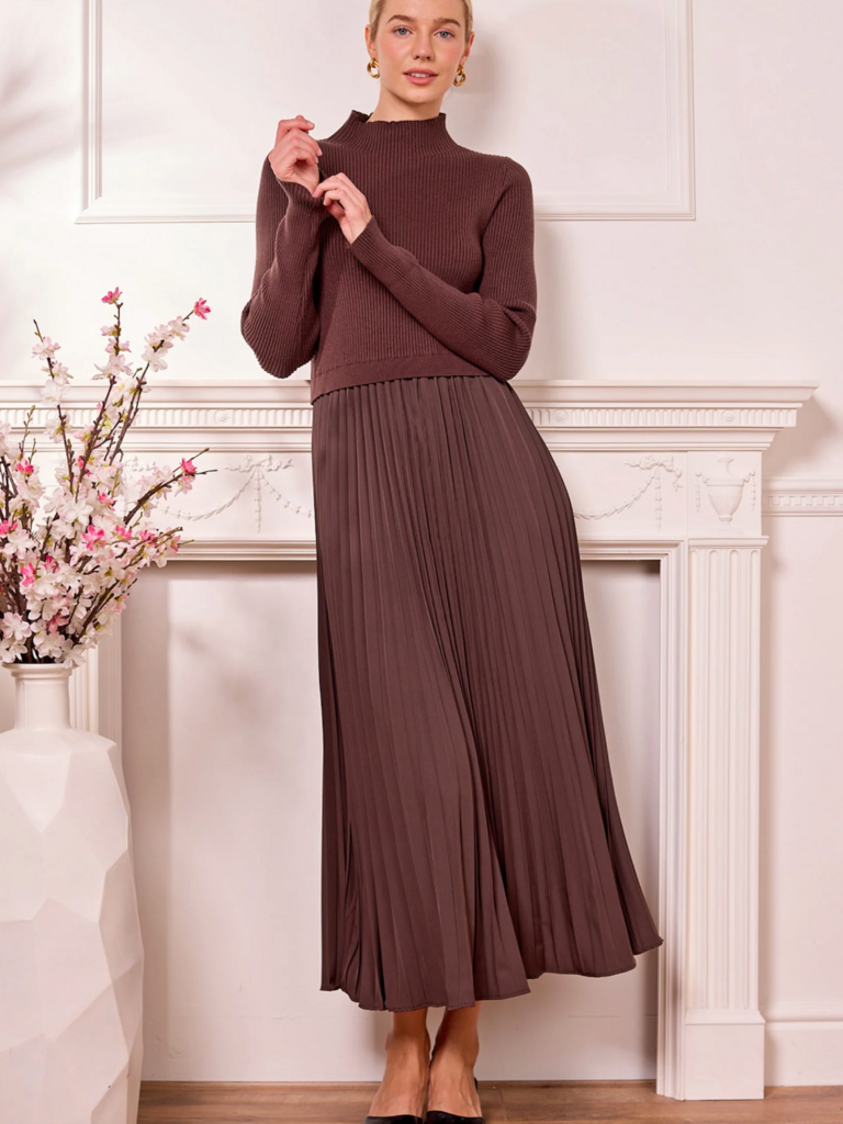 Angel Eyes Brown Pleat Maxi