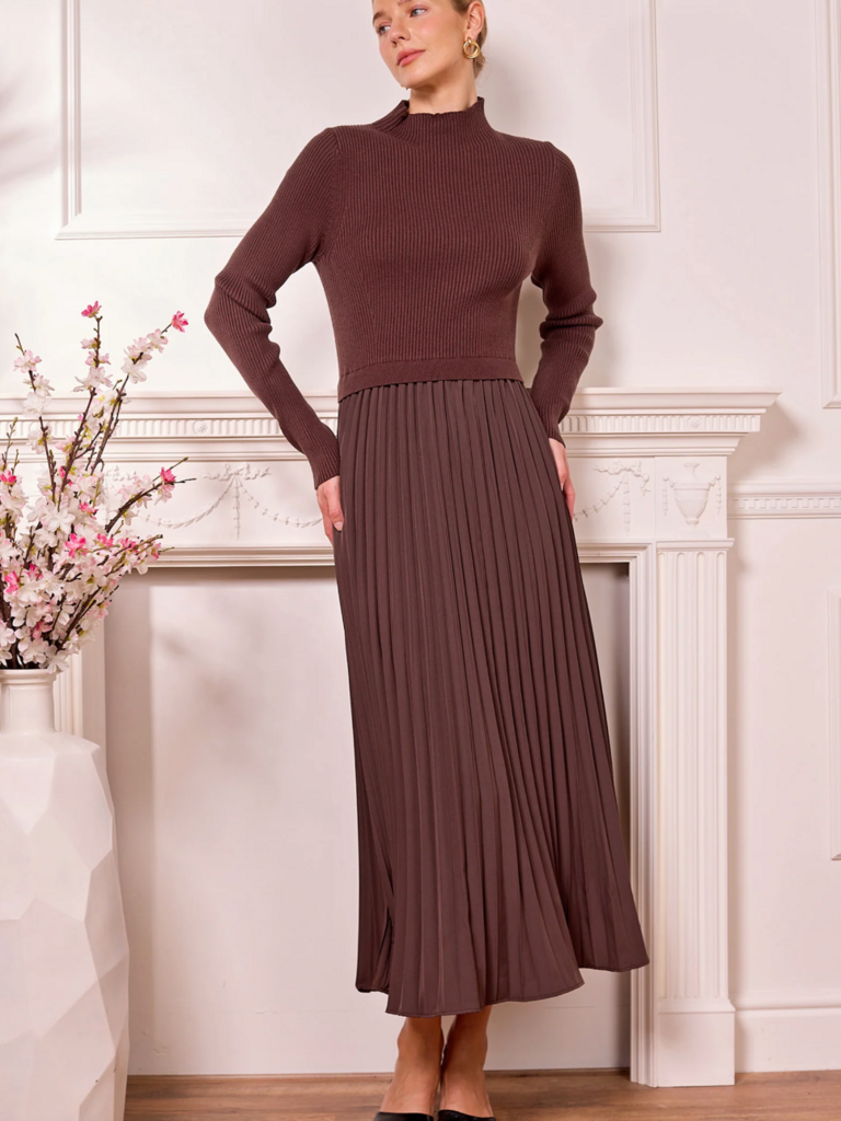 Angel Eyes Brown Pleat Maxi