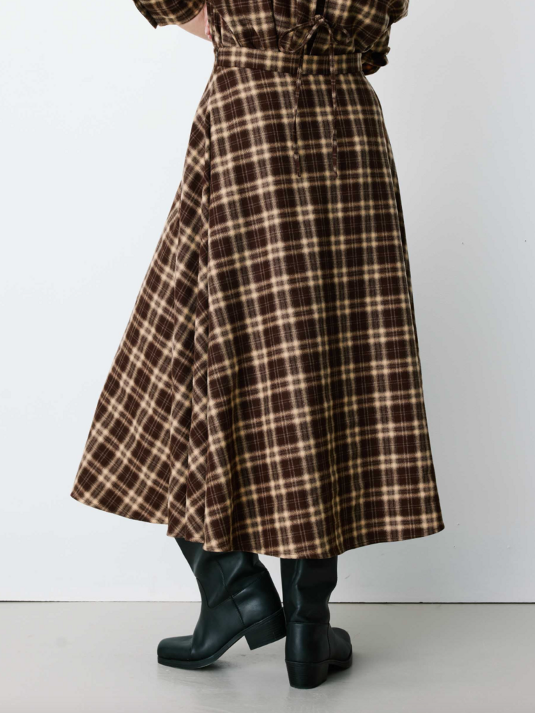 Grace & Mila Plaid Midi Skirt