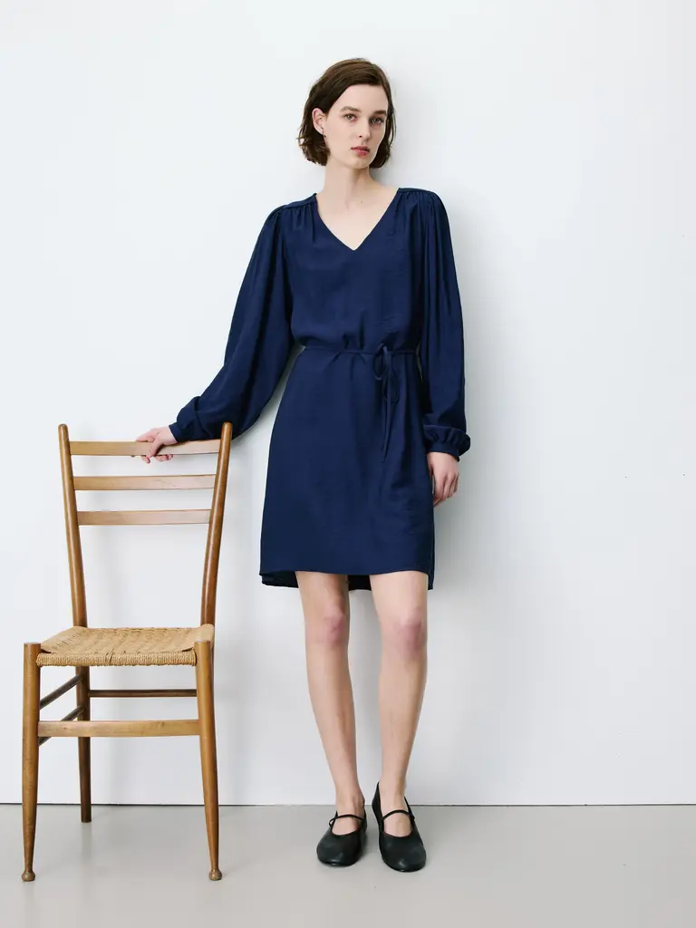 Grace & Mila Navy Simple Flow Dress