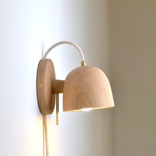 Бра с сонеткой. Stahl + Band surface Sconce.