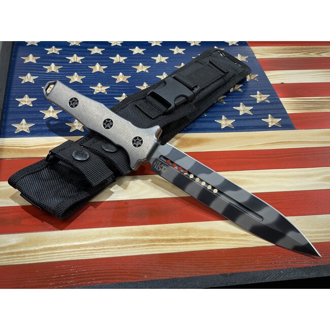 Heretic Knives Nephilim Comando