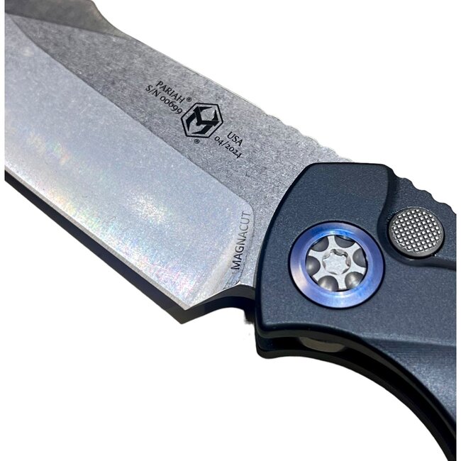 Heretic Knives Pariah Auto Stonewash Standard with Griptape Inlay Knife