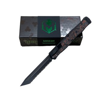 Heretic Knives Heretic Cleric II Full Ser Red Camo Carbon