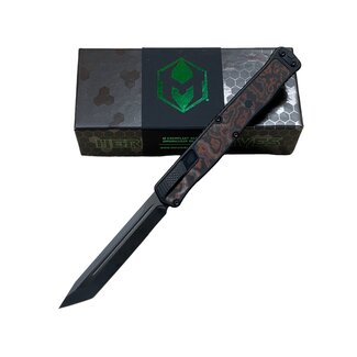 Heretic Knives Cleric II standard Red Camo Carbon