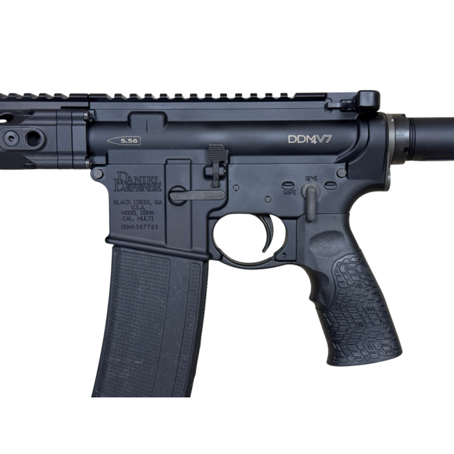 Daniel Defense Daniel Defense DDM4 V7 5.56 NATO 16" Rifle – Like New