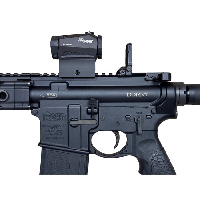 Daniel Defense Daniel Defense DDM4 V7 5.56 – Unfired – ROMEO5 & Magpul Sights