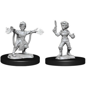 Nolzur's Marvelous - Unpainted Miniatures - Gnome Artificer Female*