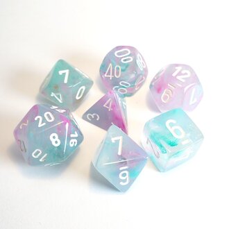 Chessex 7 dés polyédriques Nebula Luminary Wisteria Blanc