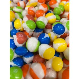 70 Below Treats - Dried Freeze Skittles Tropical - 115g
