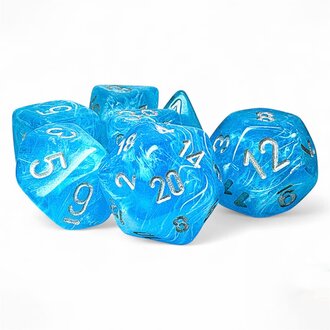 Chessex 7 dés polyédriques Luminary - Sky avec chiffres argentés - Méga-Hedral