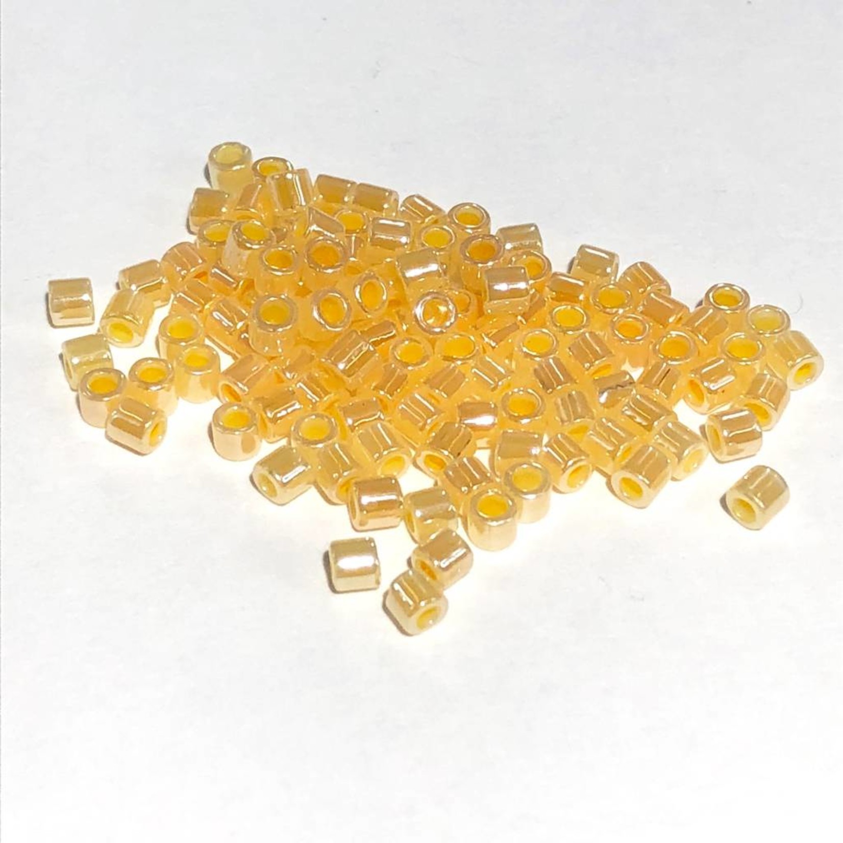 MIYUKI Delica 8-0 Lined Crystal Yellow Luster 10g