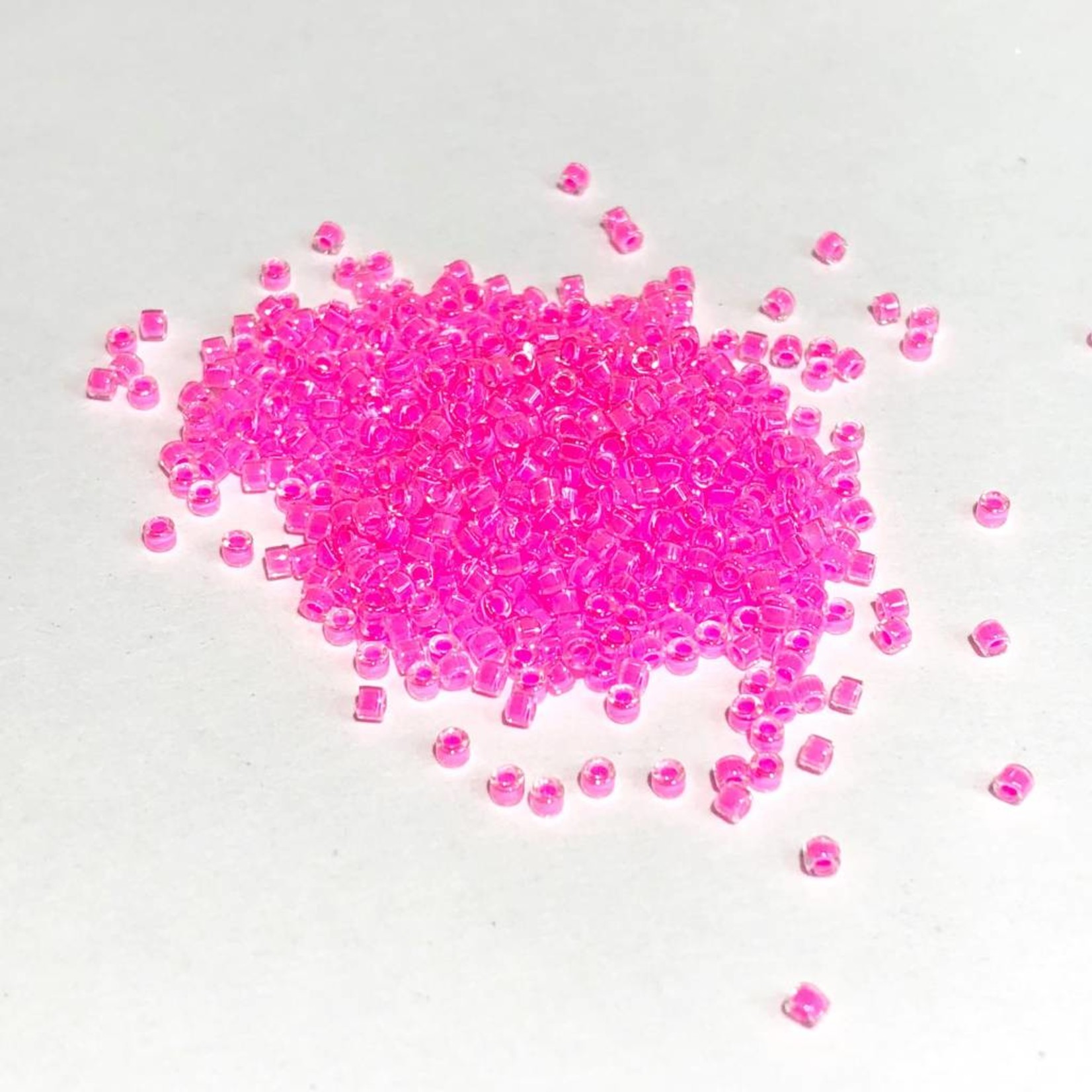 MIYUKI Delica 11-0 Luminous Light Pink Neon 10g