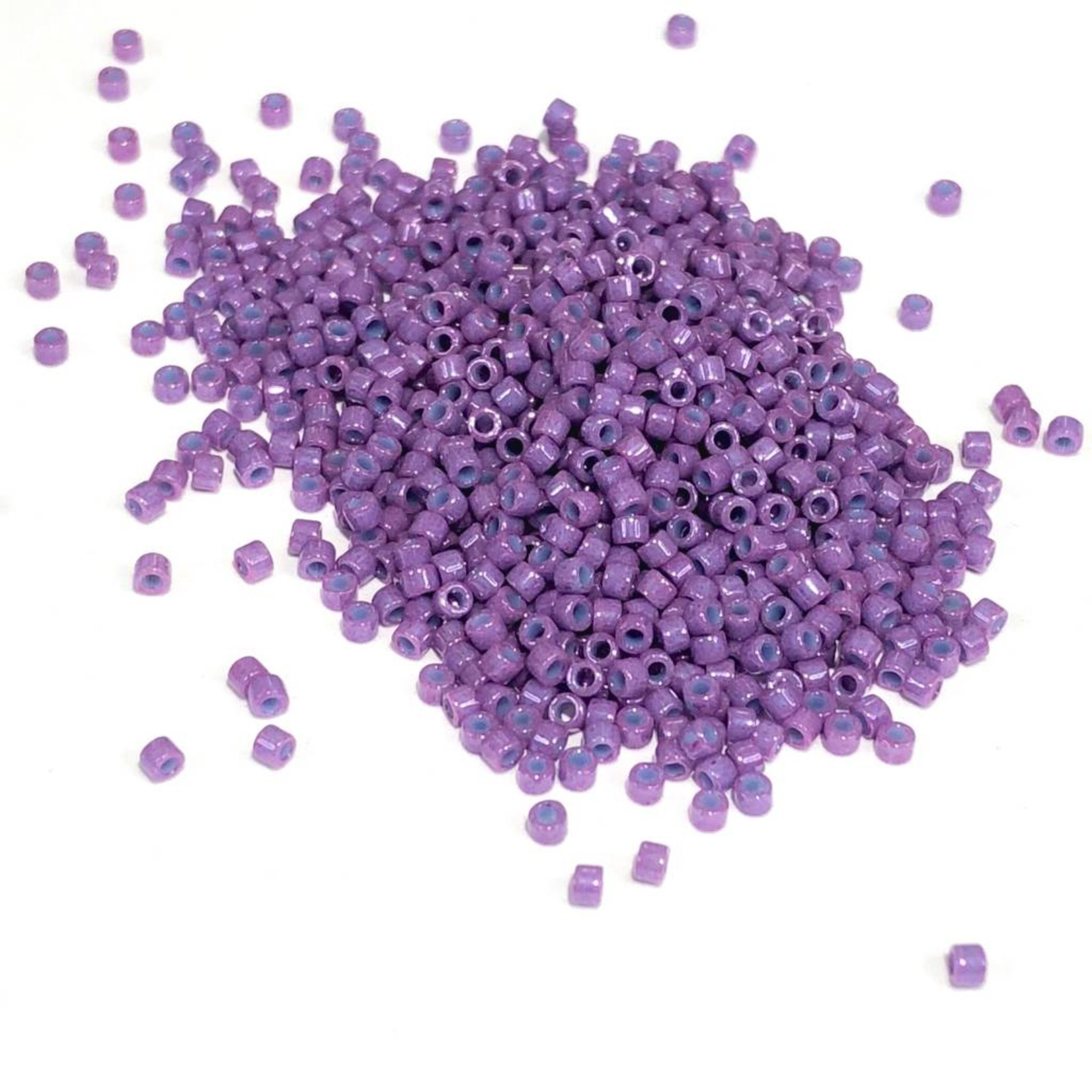 MIYUKI Delica 11-0 Opaque Dyed Lavender 10g