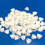 CzechMates TRIANGLE Opaque White Luster 10g