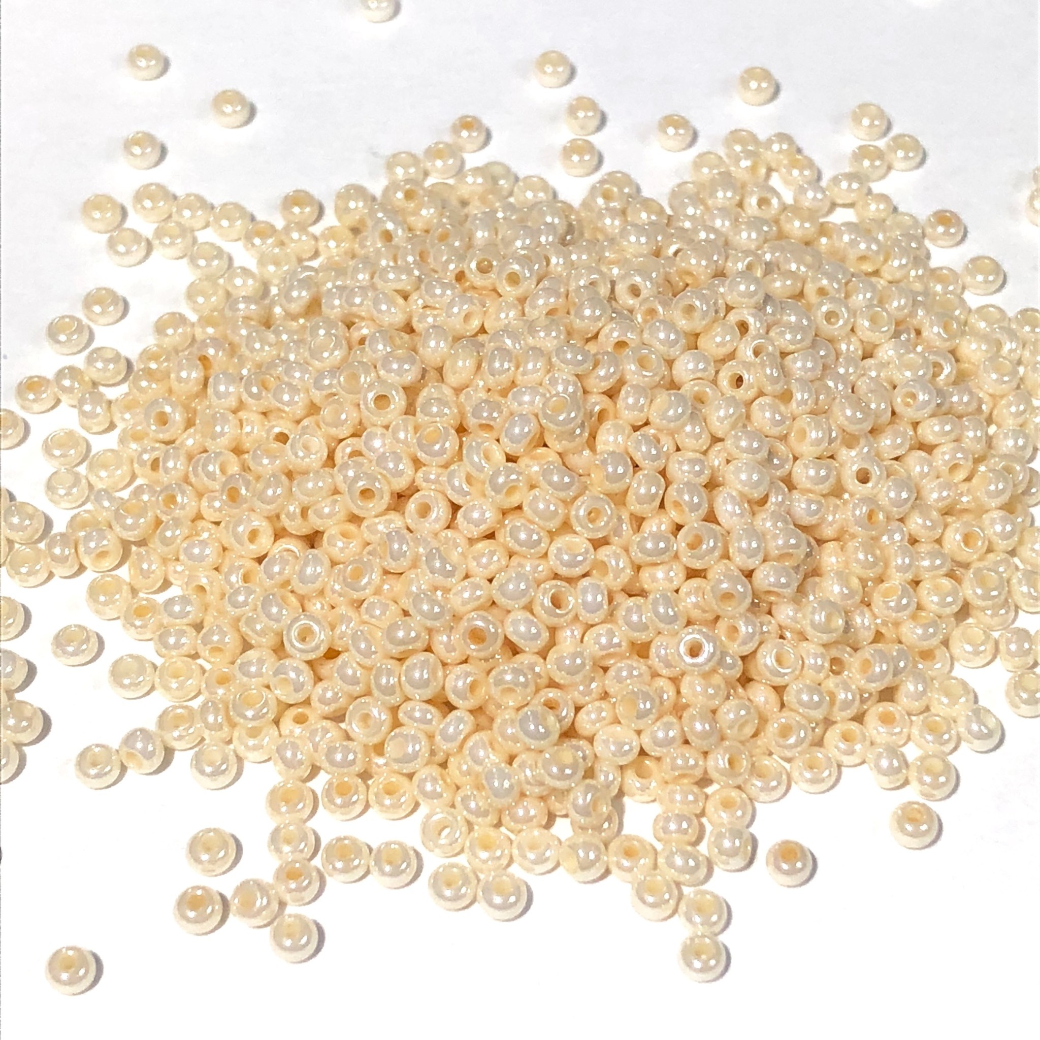 PRECIOSA 100 Seed Beads Op Eggshell Pearl 22.5g Atlantic Bead Company
