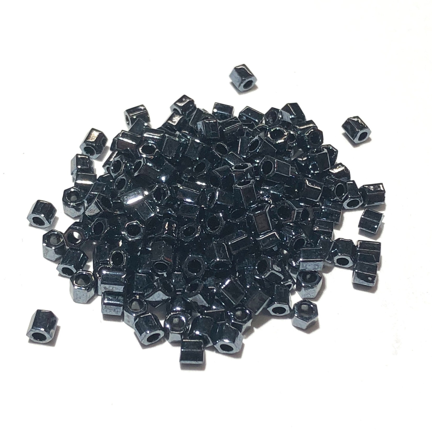 TOHO Hex 8-0 Metallic Hematite 20g Tb