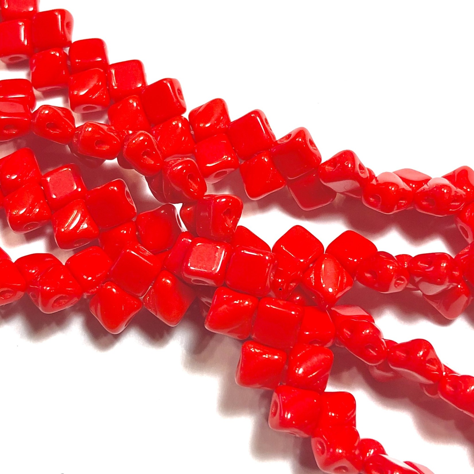 2-Hole SILKY Bead Red 40pcs 5mm