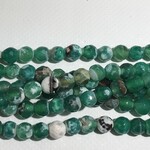 AGATE Green/White 8mm Faceted