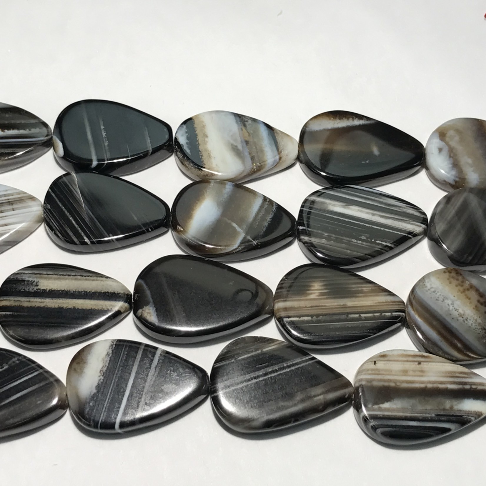 AGATE Black Striped Flat Teardrops 31mm 1/2 Str