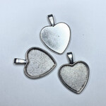 Tibetan Silver 23mm Heart Bezel Pendant 3pcs