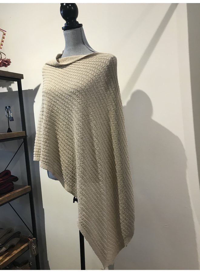 Small Cable Poncho