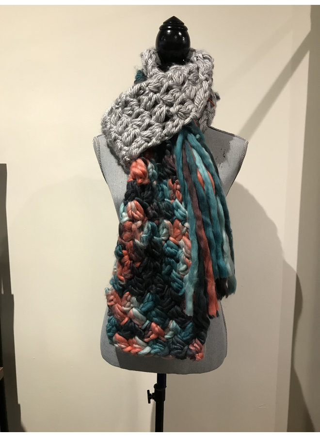 Chunky rainbow scarf