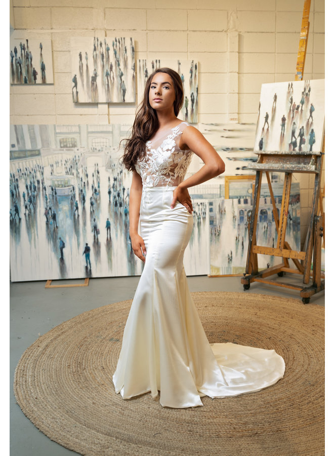 Eve Wedding Dress