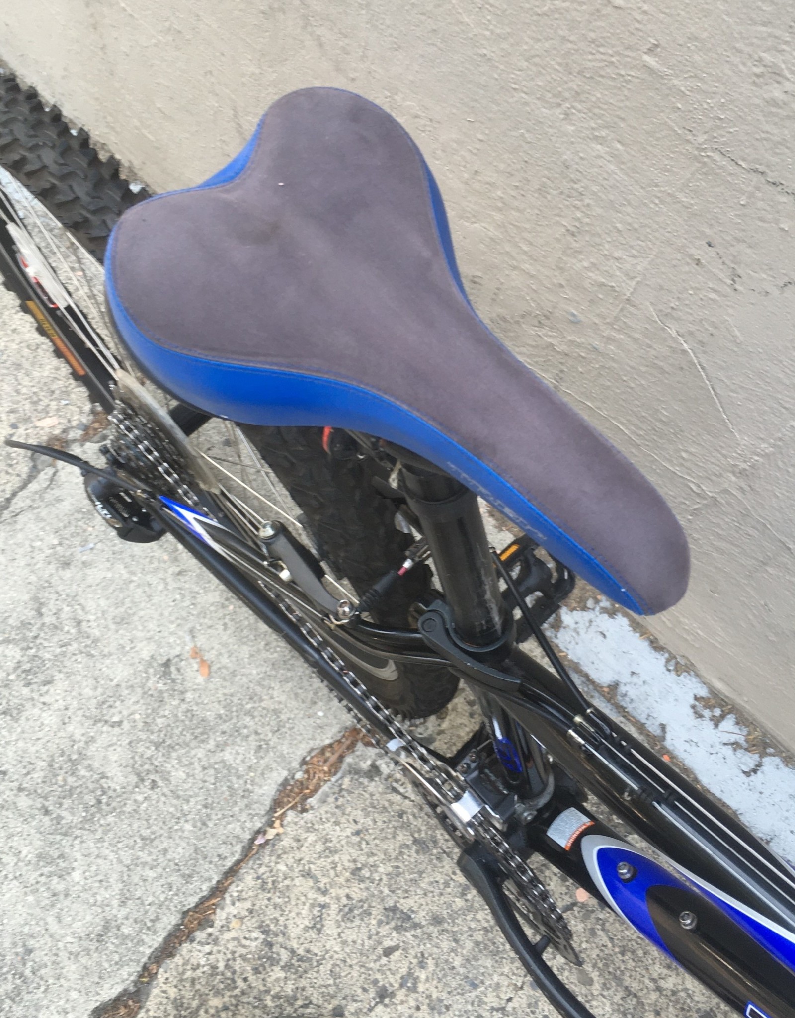 trek 800 sport review