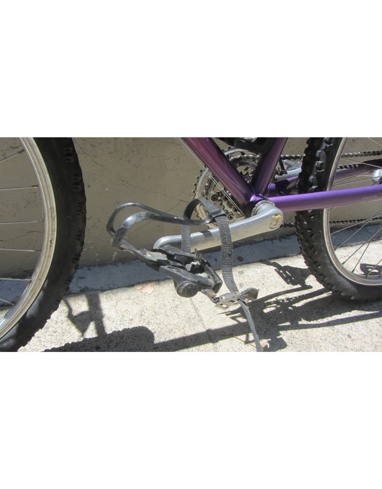 Specialized Specialized Rockhopper Vintage, 17 Inches, Purple