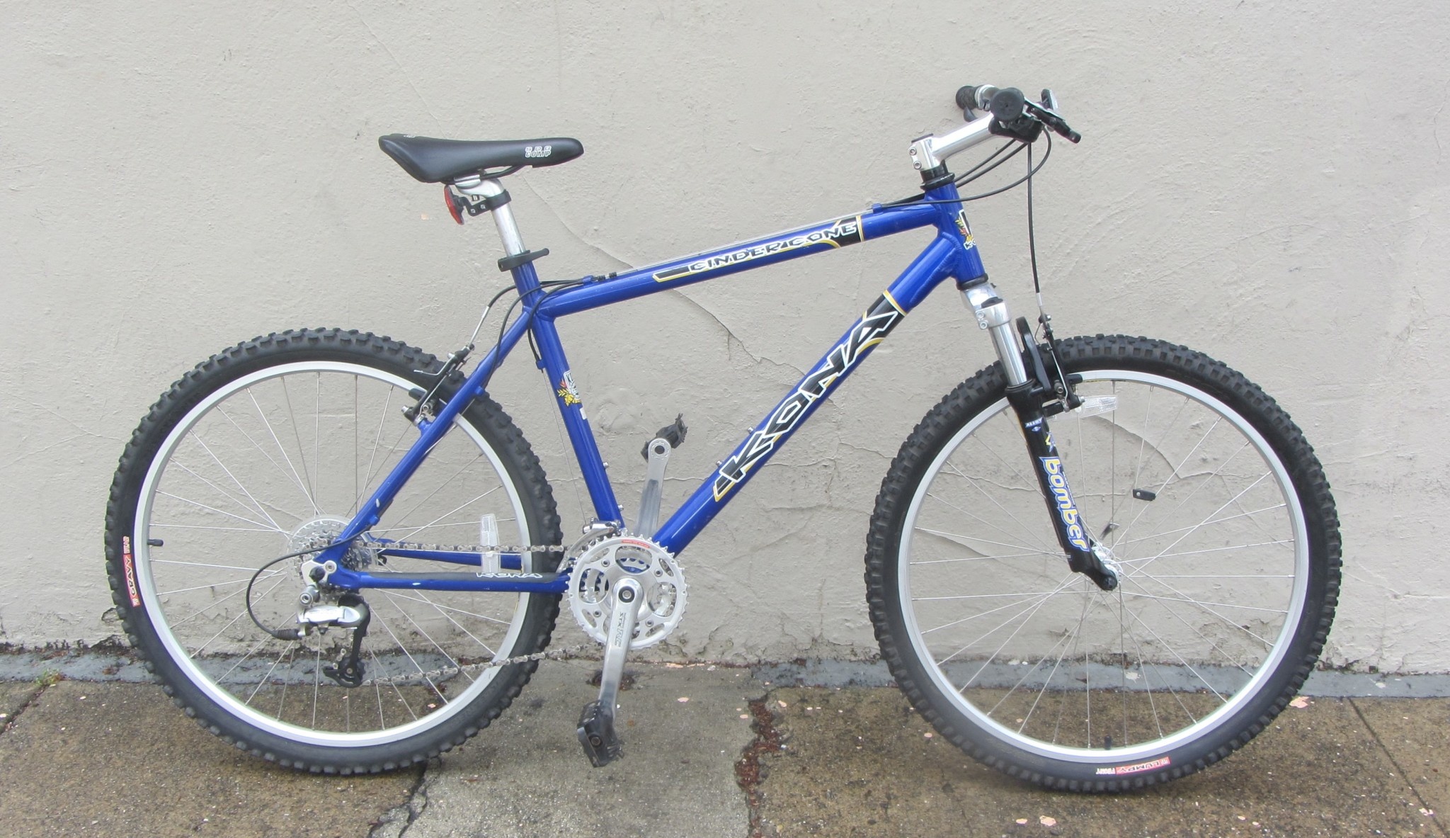 Kona Fire Mountain 2000 Kona Cinder Cone, 2000, 19 Inches, Blue