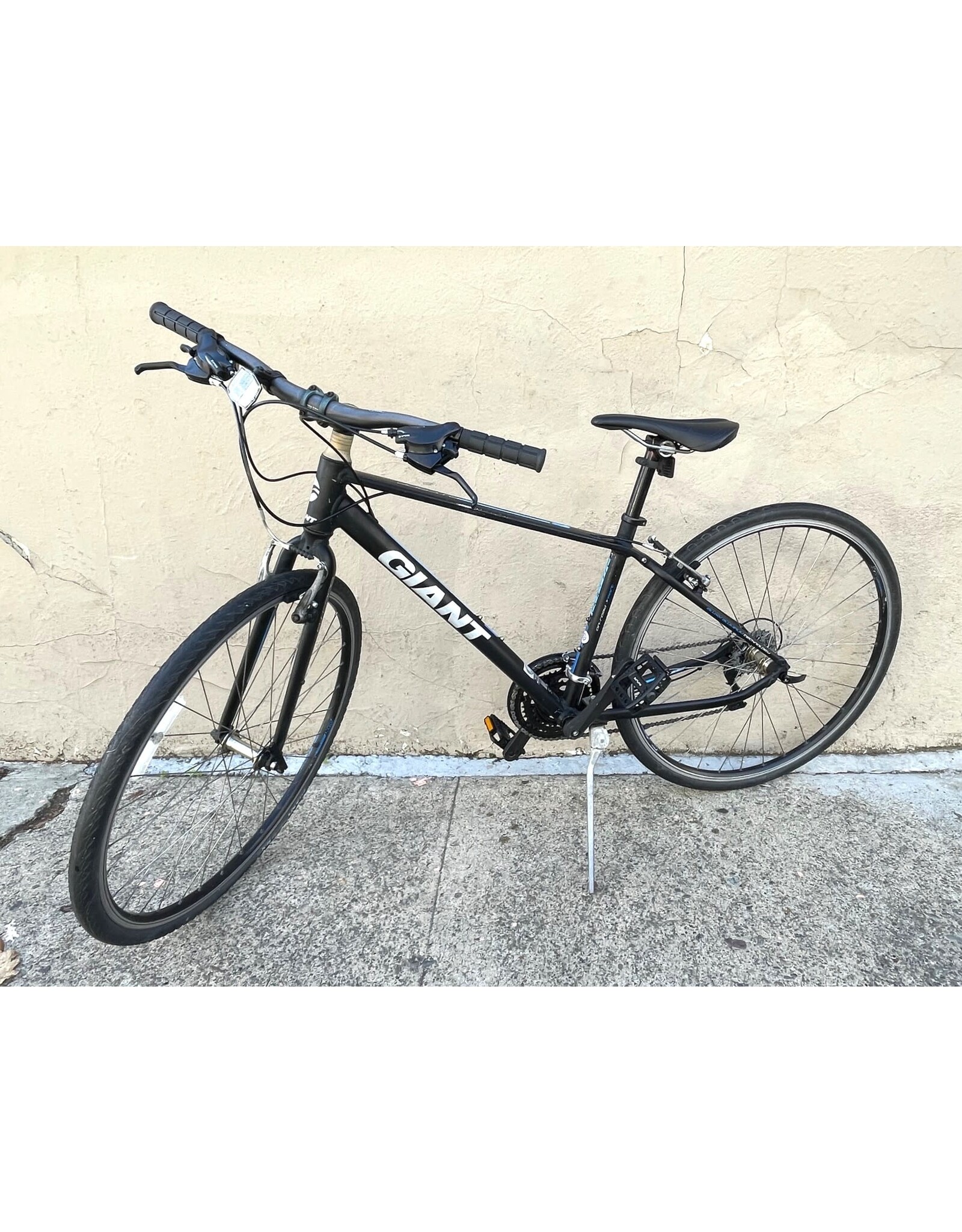 Giant Giant Escape 2 On-Road Sport, 2015,17 Inches Black