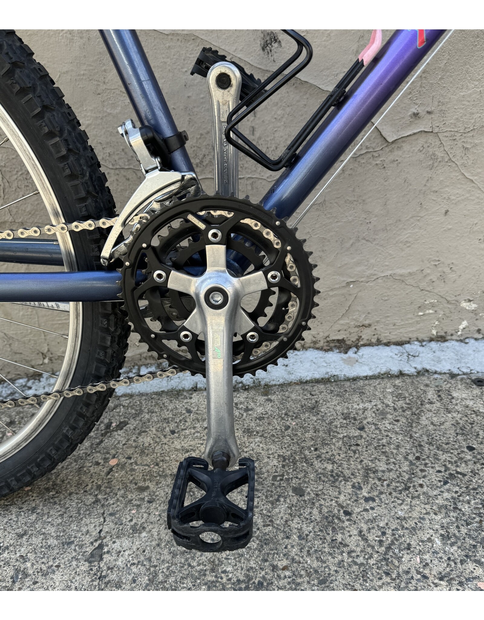 Specialized Specialized Rockhopper, 17 Inches, Purple