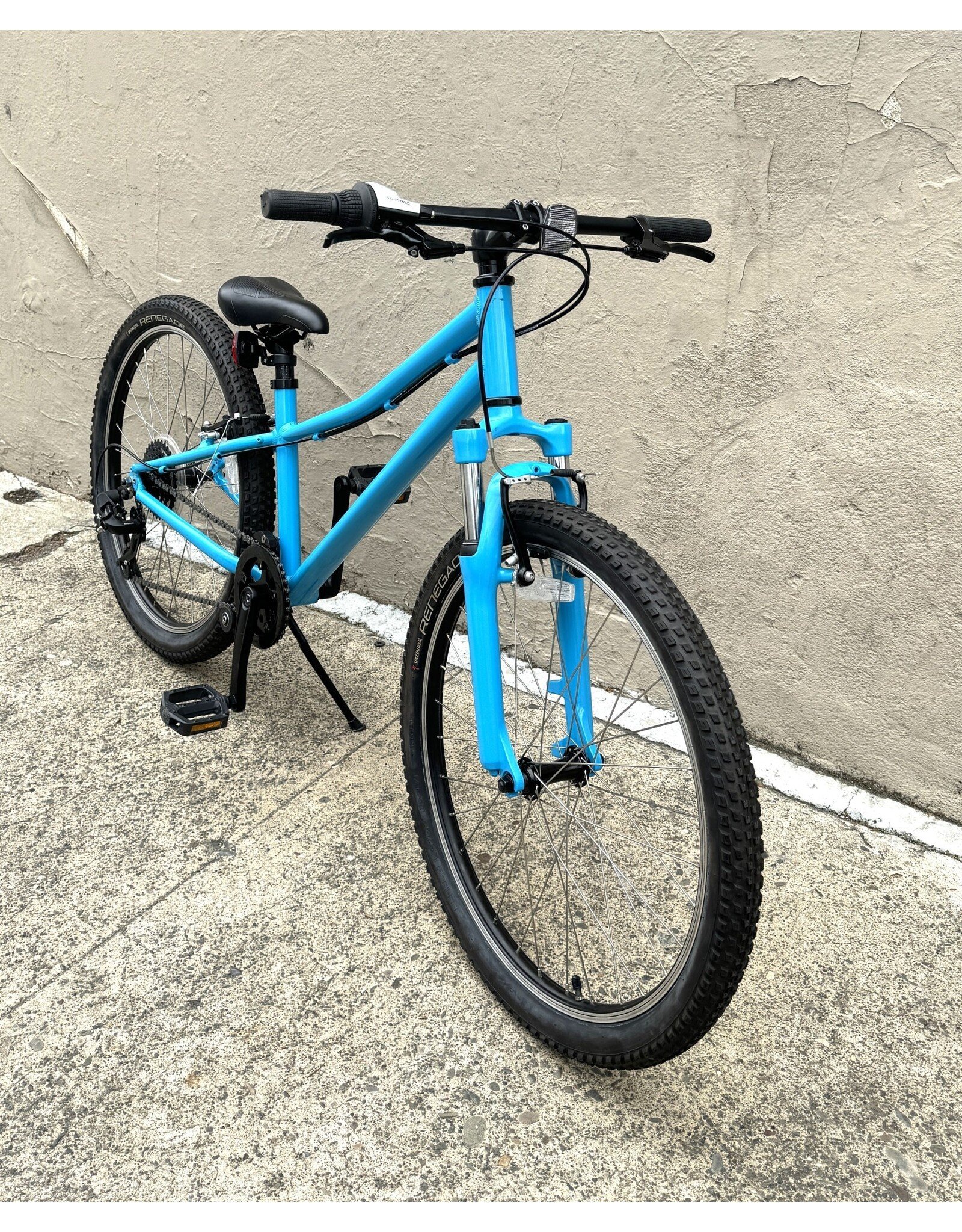 Specialized Specialized Hotrock 24 Youth,  12 Inches, Teal