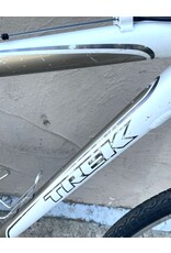 Trek Trek 7200 Bike & Roll Special Edition, 2009, 20 Inches, White & Nickel