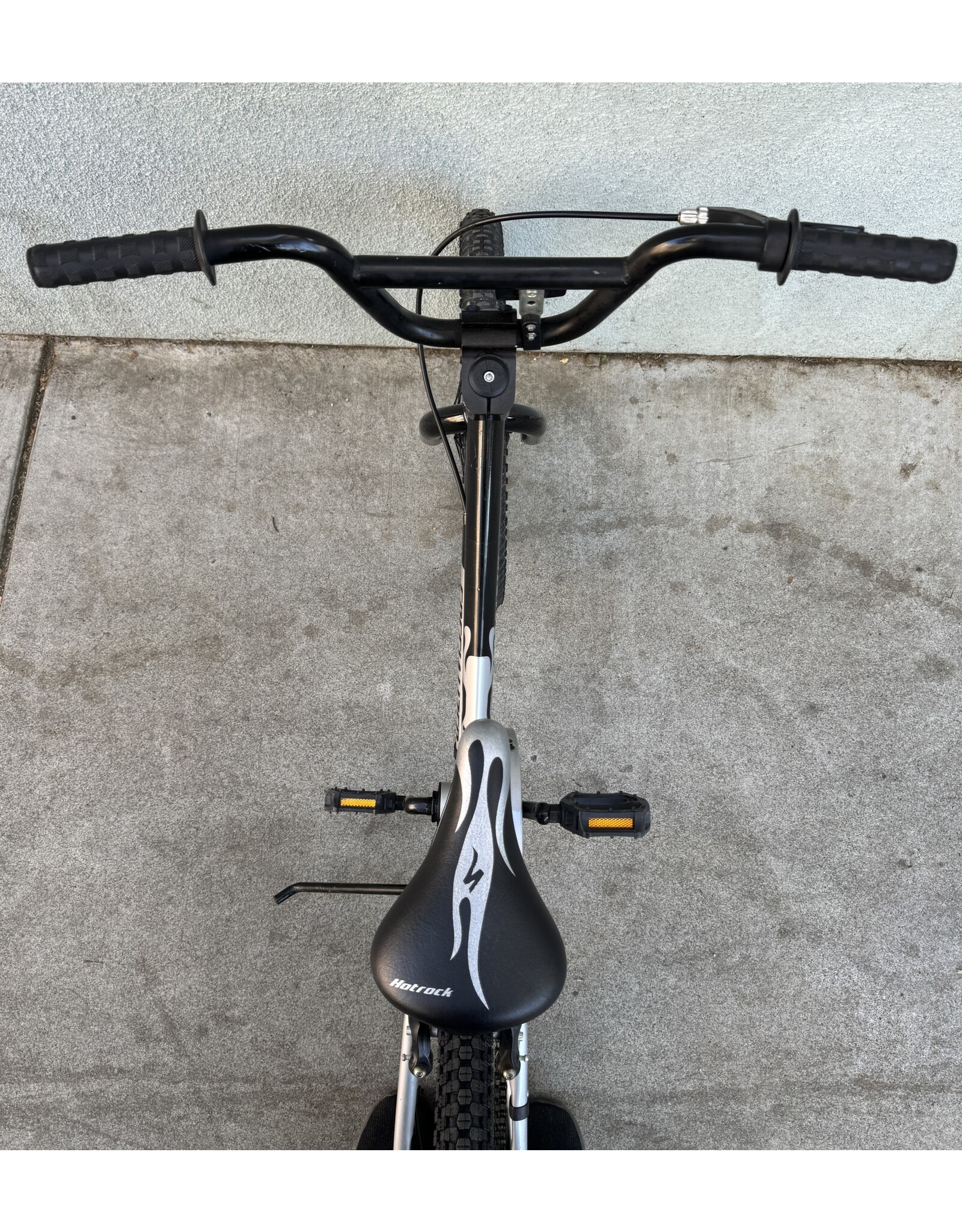 Specialized Hotrock, Youth, 20-inch, Black & Silver Specialized Hotrock, Youth, 20-inch, Black & Silver