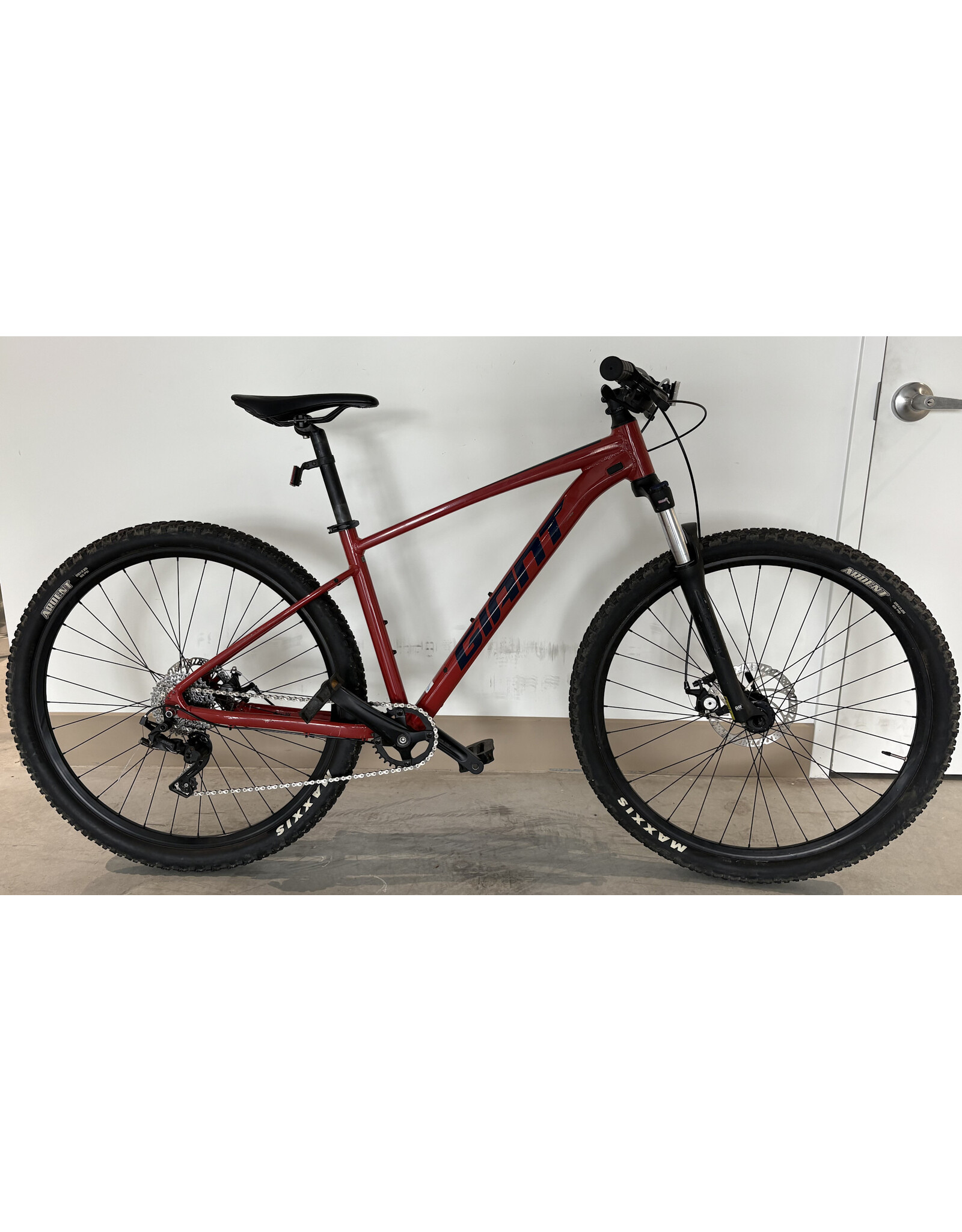 Giant Giant Talon, 16"