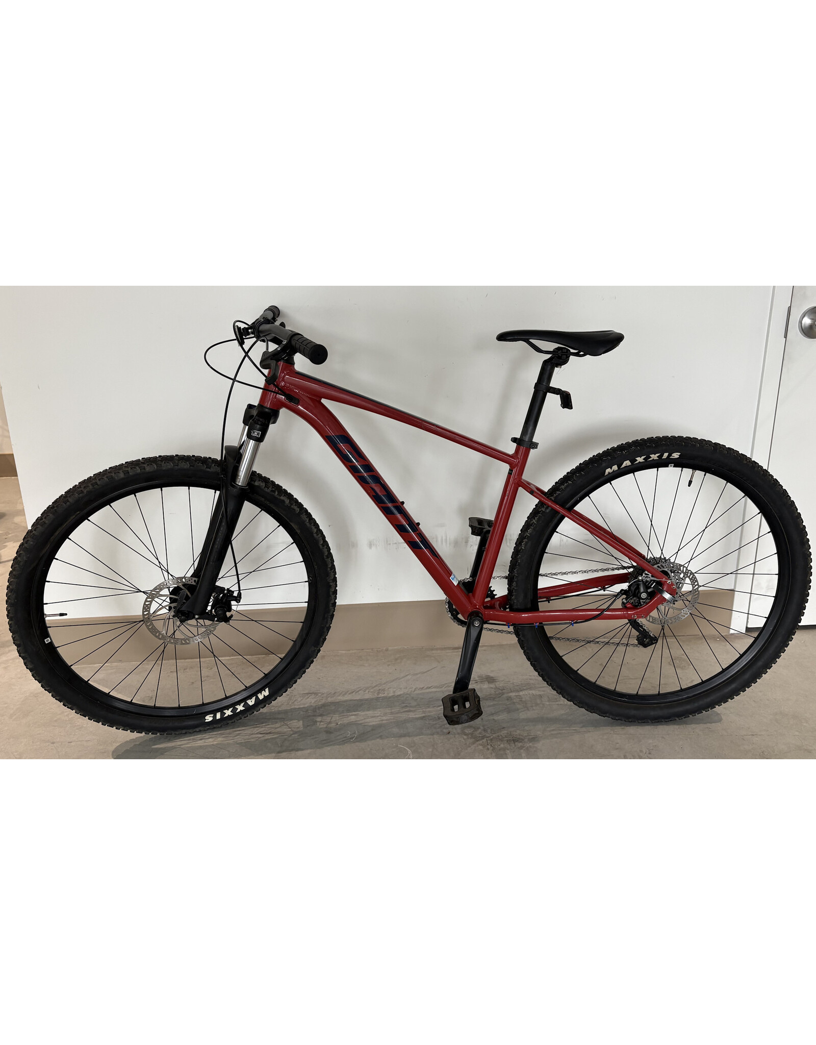 Giant Giant Talon, 16"