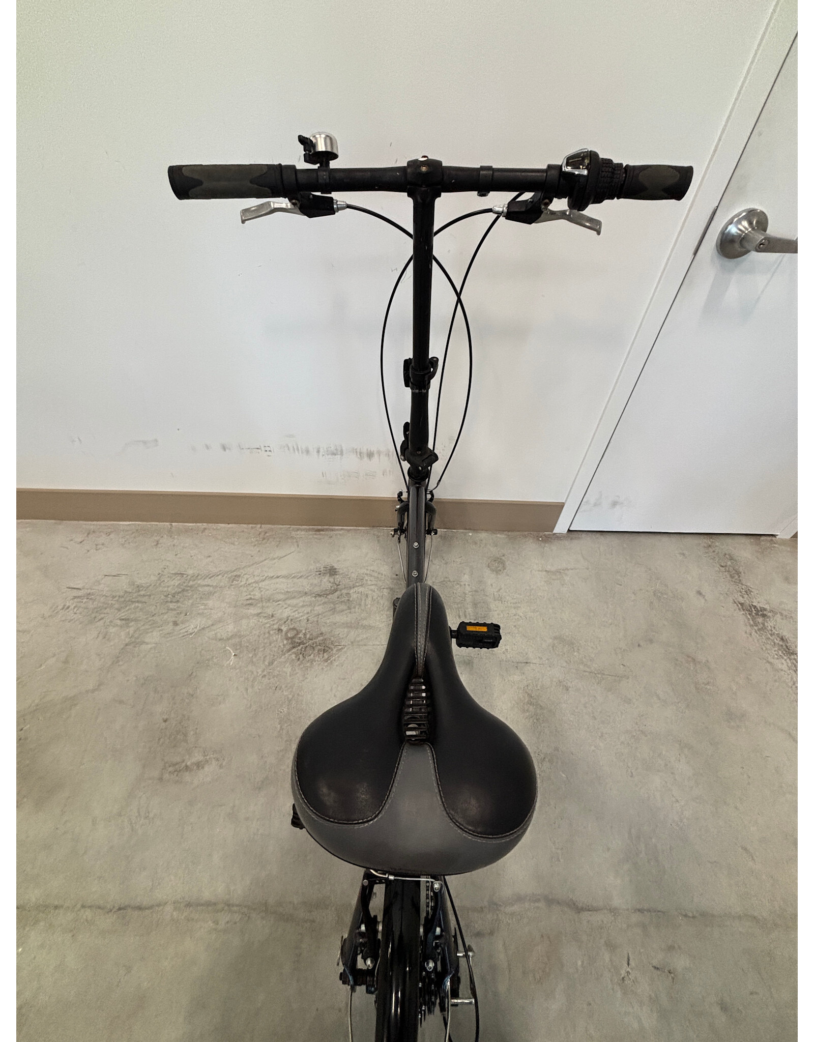 Citizen Citizen Tokyo, 16"